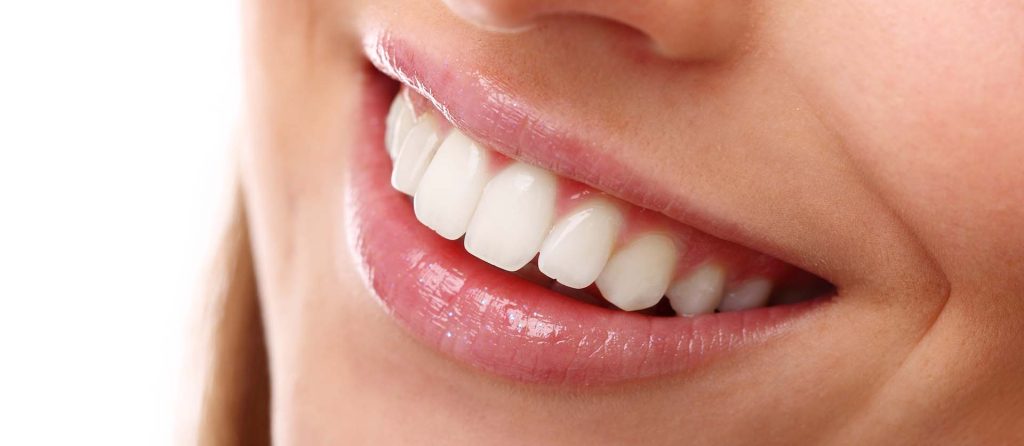 DENTI PULITI E SANI IN 5 MOSSE